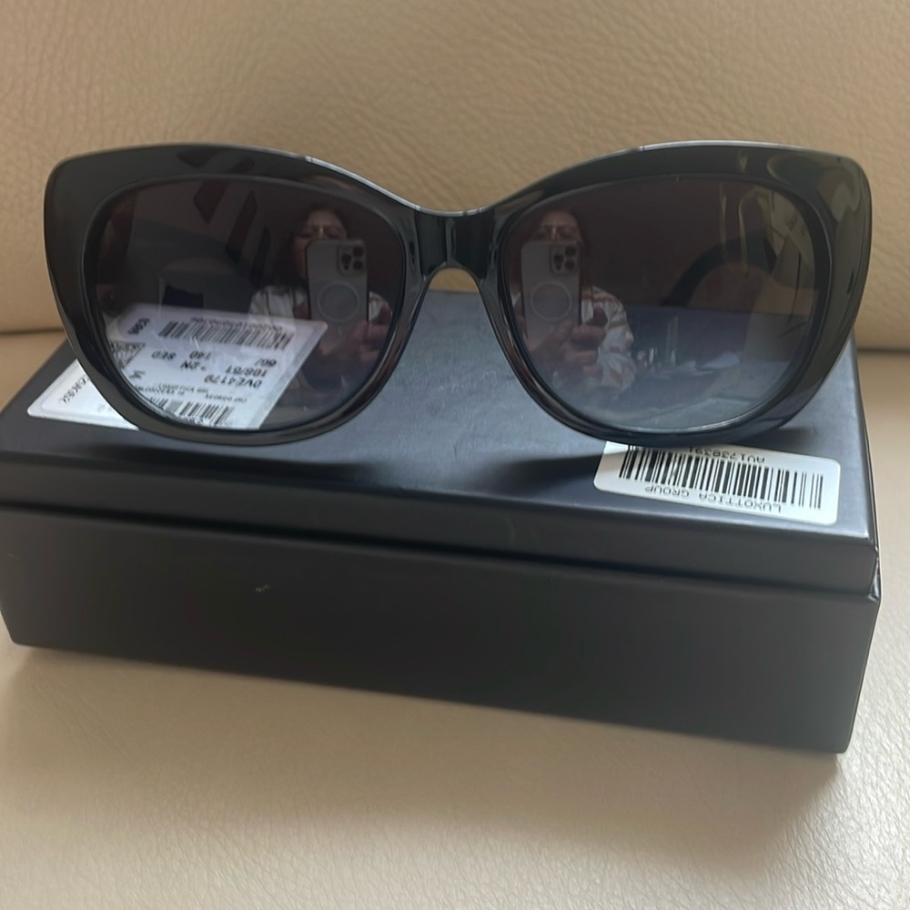 Sun Glasses Coach